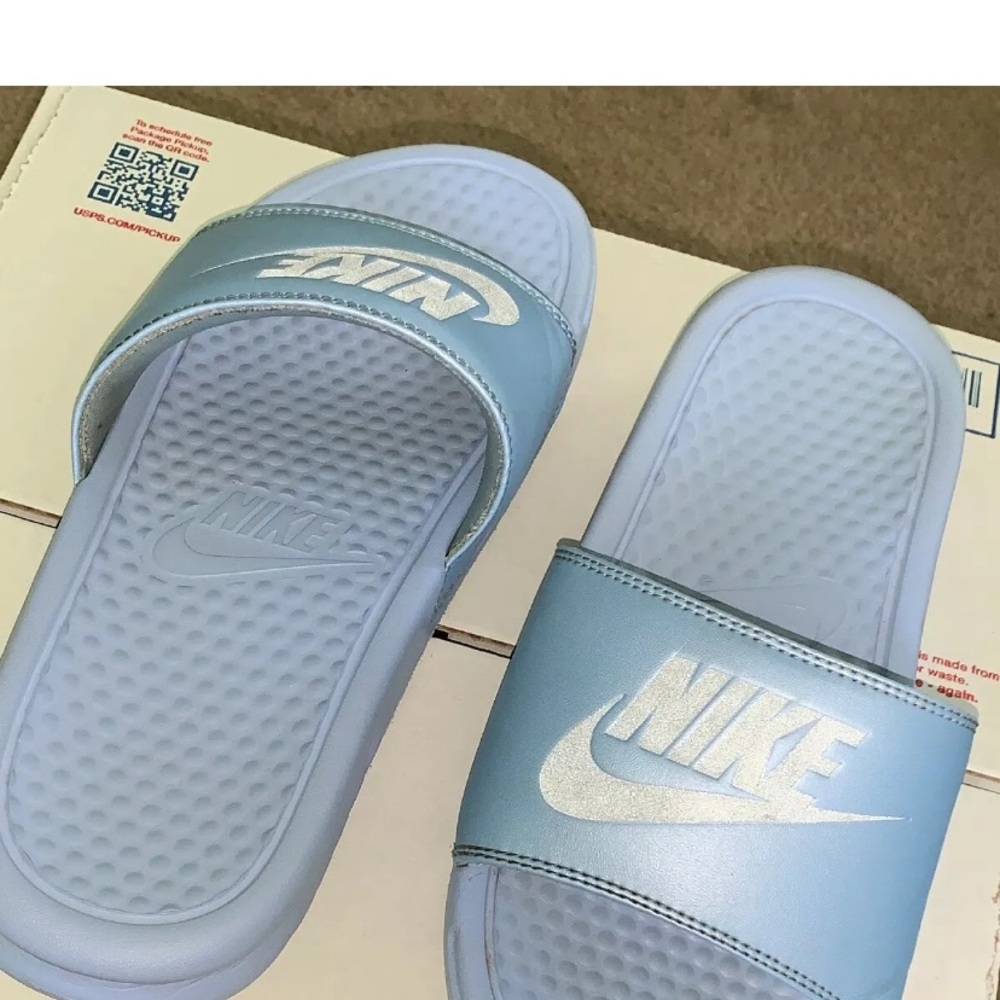 nike benassi JDI slide sandal Blue metallic silver